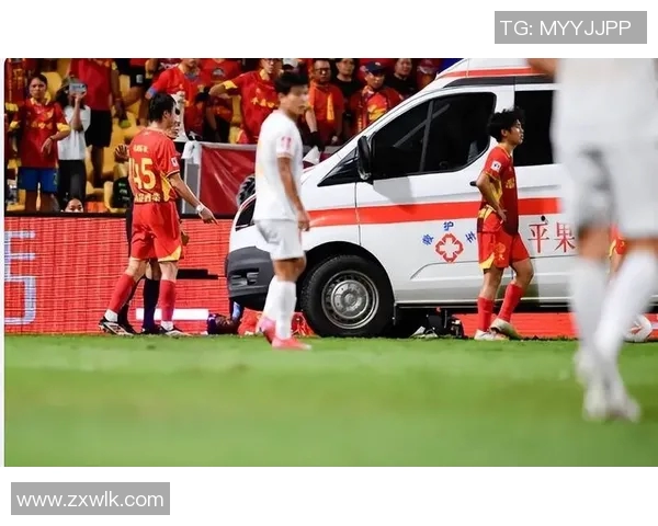 被关押的足球明星们的悲惨命运与重返赛场的希望之路