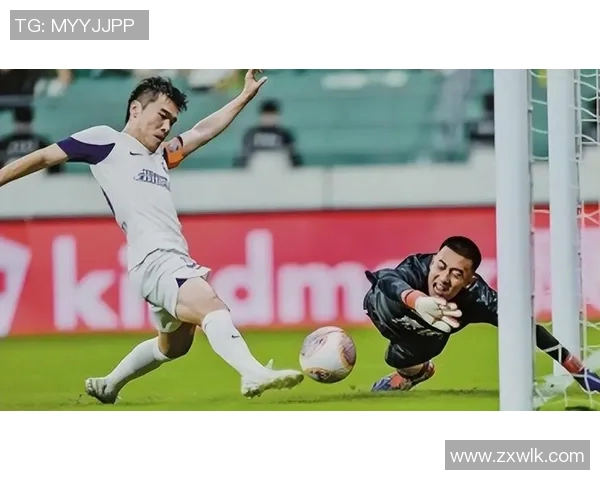 足球明星因伤缺阵的骨折名单揭晓影响赛事的关键球员一览 足球明星因伤缺阵的骨折名单揭晓影响赛事的关键球员一览