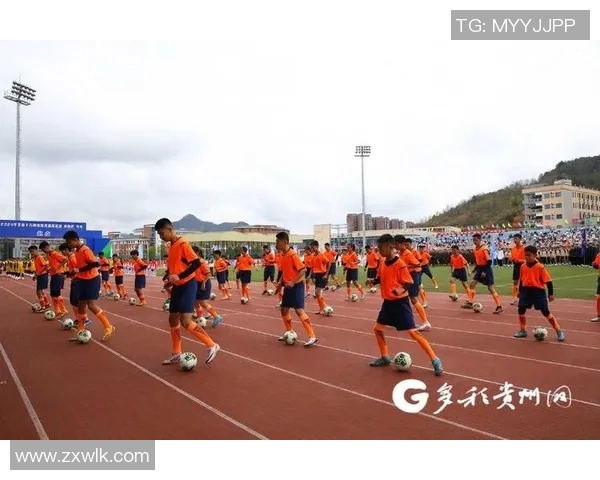 回顾2011年足球明星的辉煌时刻与成就,重温那一年绿茵场上的传奇瞬间 回顾2011年足球明星的辉煌时刻与成就,重温那一年绿茵场上的传奇瞬间